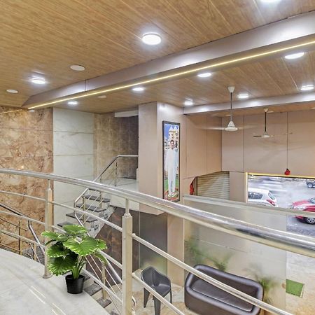 Hotel Ambedkar Kalyān Екстериор снимка