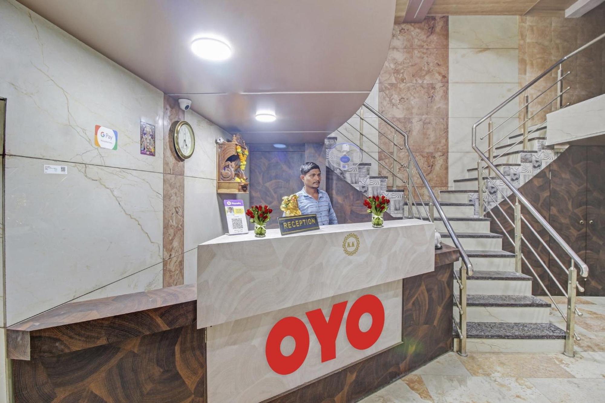 Hotel Ambedkar Kalyān Екстериор снимка