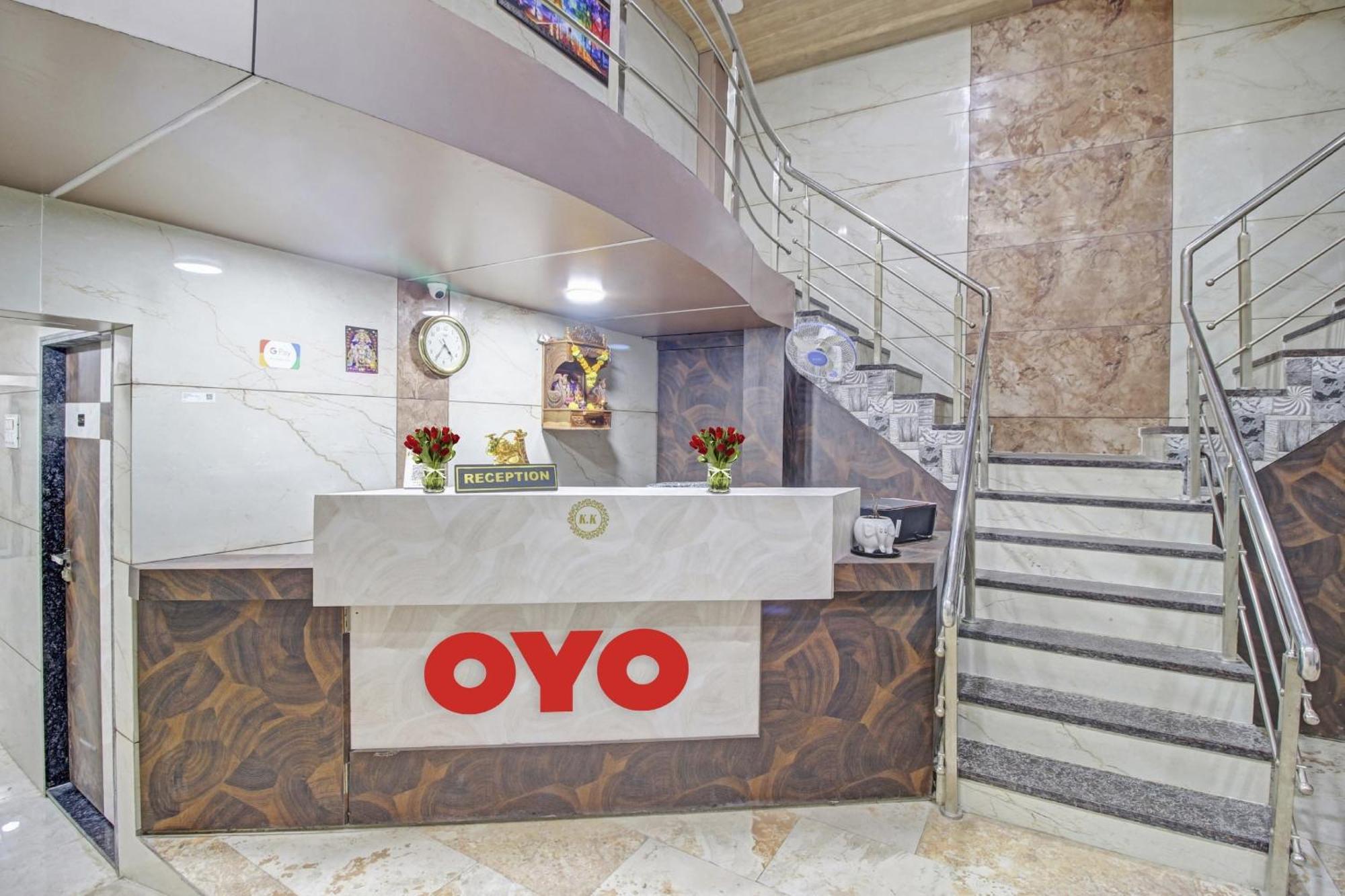 Hotel Ambedkar Kalyān Екстериор снимка